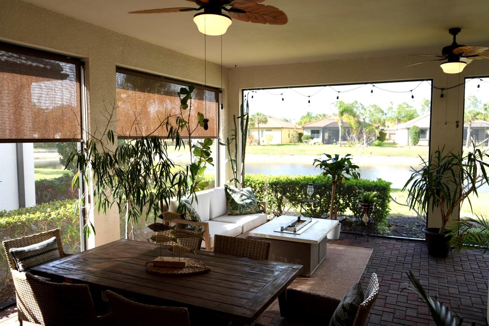 CYPRESS FALLS AT THE WOODLANDS - Residential