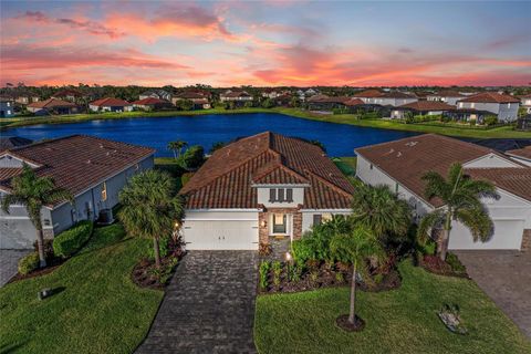 13228 SAW PALM CREEK TRAIL LAKEWOOD RANCH FL 34211