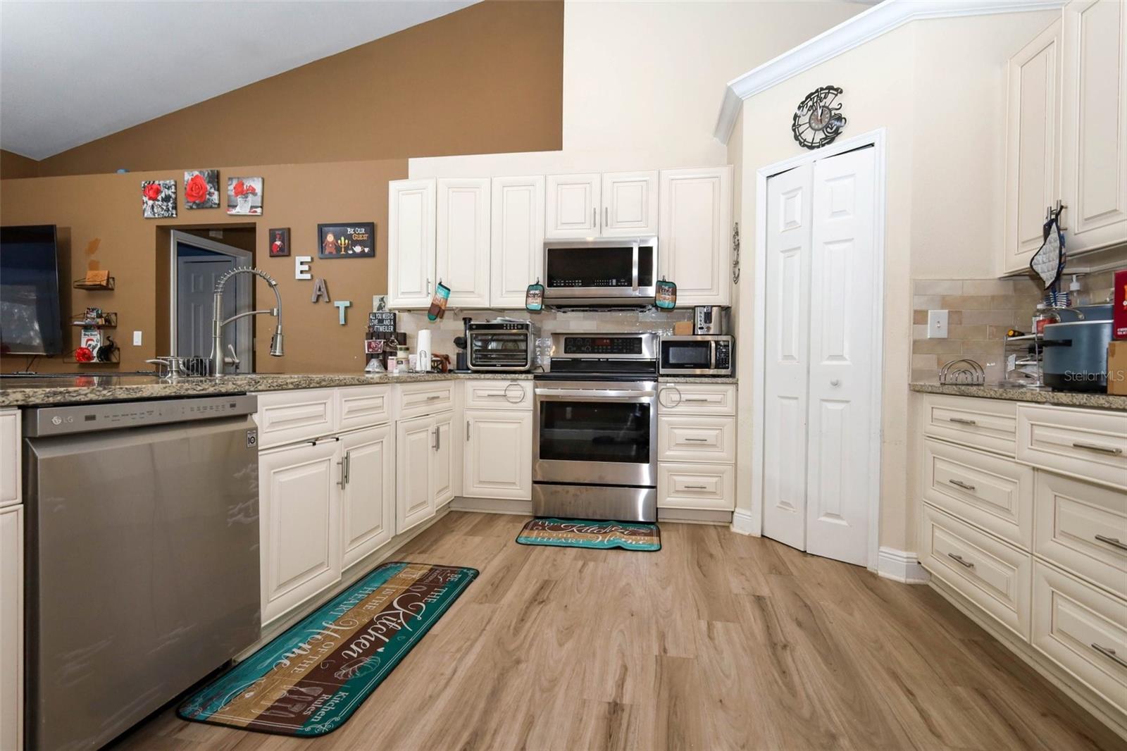 OAK VALLEY PH 01B - Residential