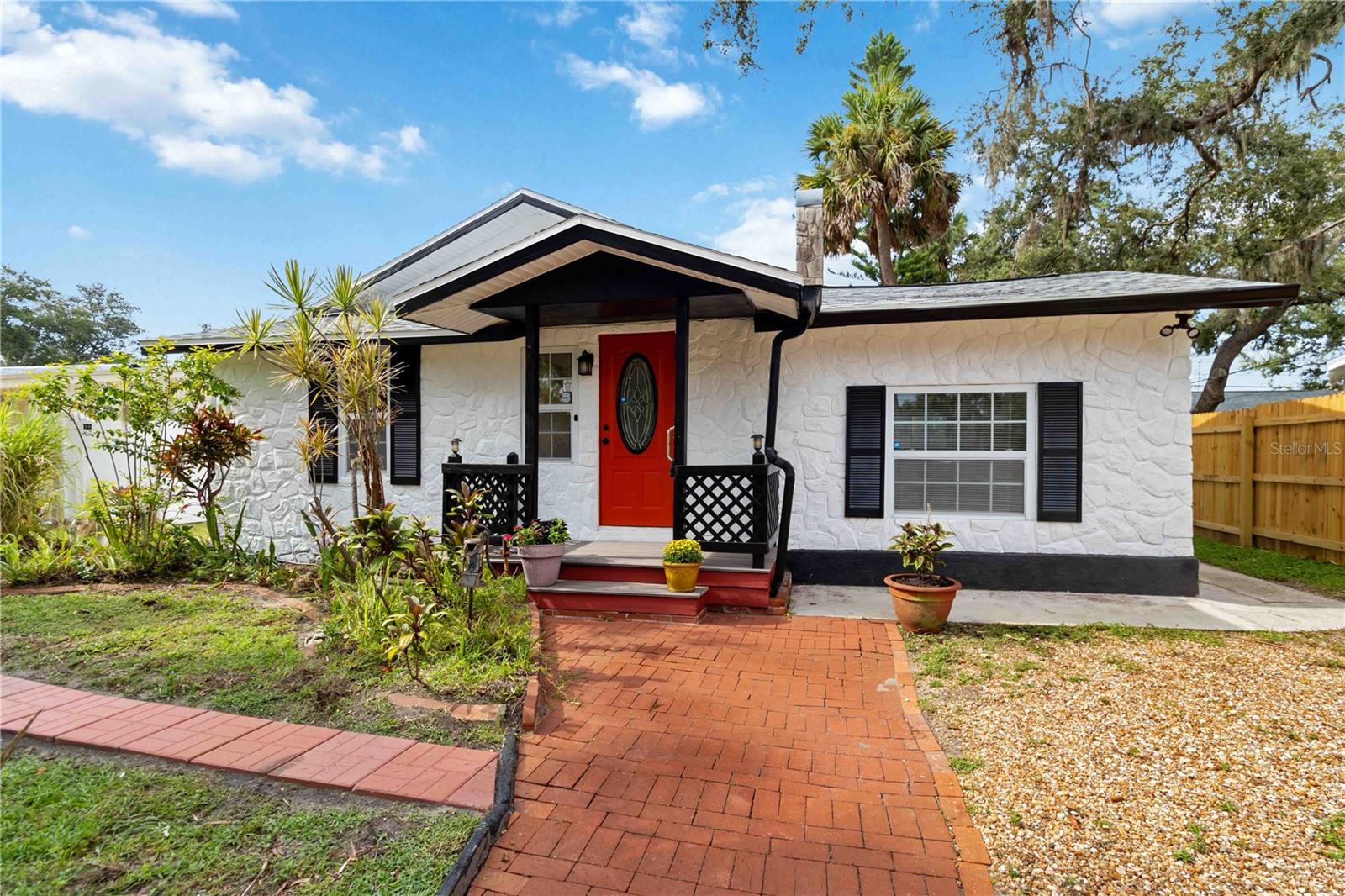 Welcome to 2635 Arnold Street, a versatile and fully remodeled 2 unit home in the heart of Sarasota. This property offers a fantastic investment opportunity or the perfect setup for multi-generational living. The home features a brand new roof and went under a total transformation over the last couple months blending the charm of an old Florida home and the luxuries of modern upgrades together beautifully.
The first unit features an oversized two bedrooms and one bath, complemented by an extended luxurious living room with fireplace. This open-concept space has been tastefully updated to provide a modern yet welcoming atmosphere. The primary unit’s bathroom is an absolute standout, boasting one of the most gorgeous, newly remodeled designs you could imagine.
The second unit, a spacious mother-in-law suite, includes one bedroom and one bath. Everything in this suite is brand new, from the cabinets to the appliances, ensuring a fresh, move-in-ready feel.
As a bonus space, there is a finished detached studio in the backyard that can serve as a yoga studio, home office, art studio, or any other creative space you can possibly envision. The property is surrounded by mature landscaping and a fully fenced in backyard, offering both charm and privacy. With no HOA or deed restrictions, you have the freedom to use the space as you see fit. Fresh paint inside and out completes the picture of a home that’s ready for its next chapter.
This gem won’t last long—schedule a viewing and see how this unique property can become a treasured home or a lucrative investment!
