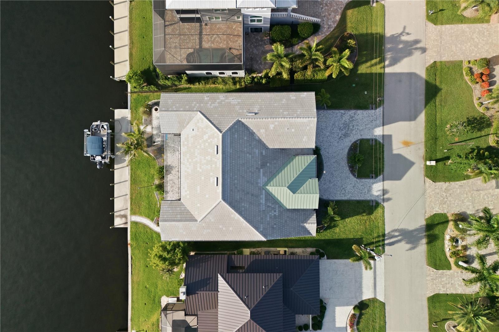 2139 PALM TREE DRIVE