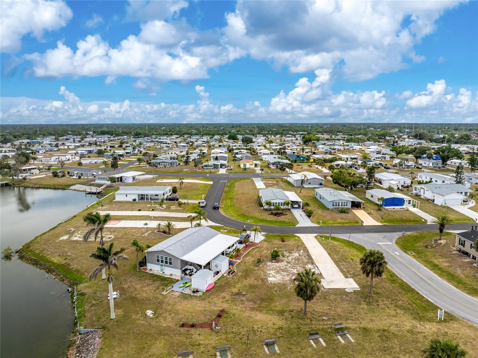 LEMON BAY ISLES PH 01 - Land