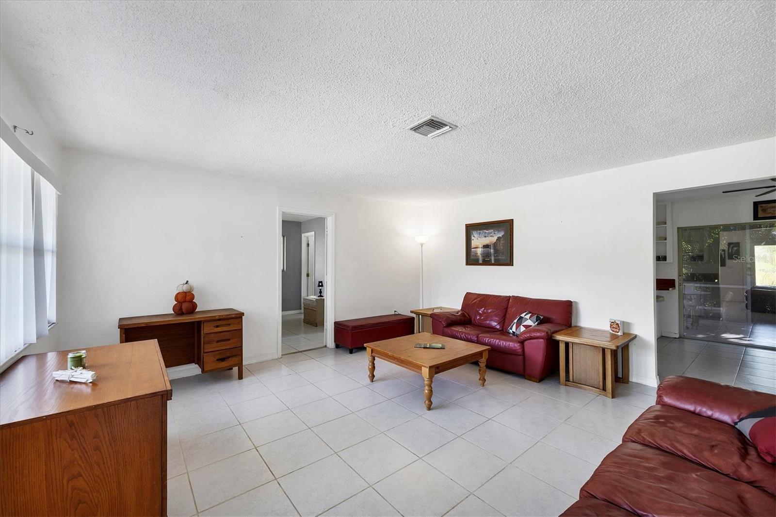 PINE LAKE - Residential