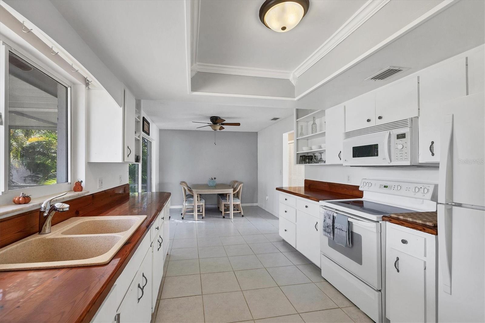 PINE LAKE - Residential