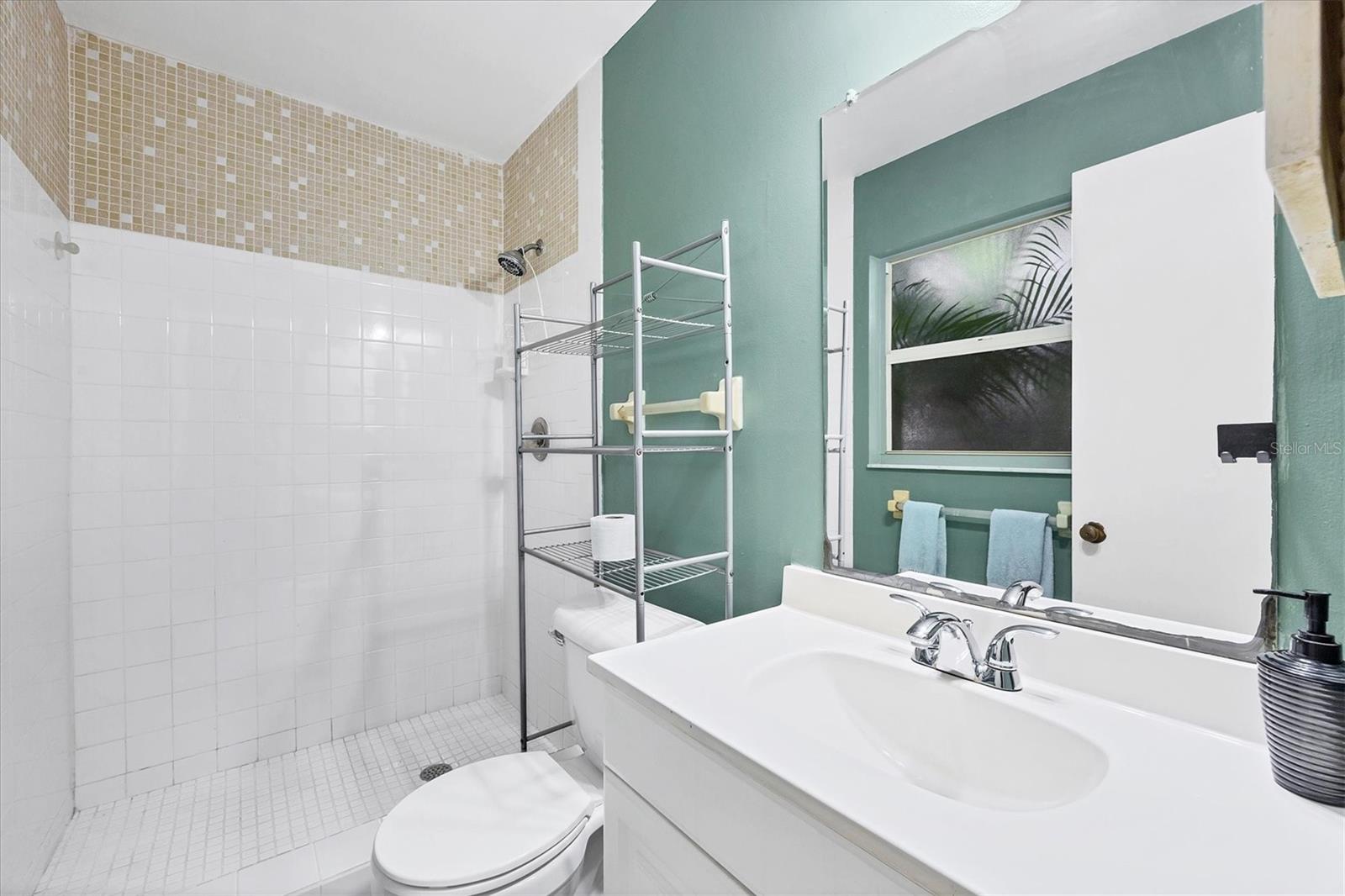 PINE LAKE - Residential