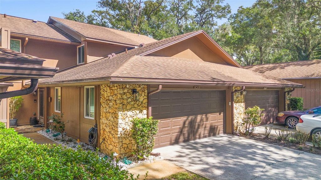 Photo of 920 Shady Branch Trail, Deland, FL 32724 (MLS # V4945417)