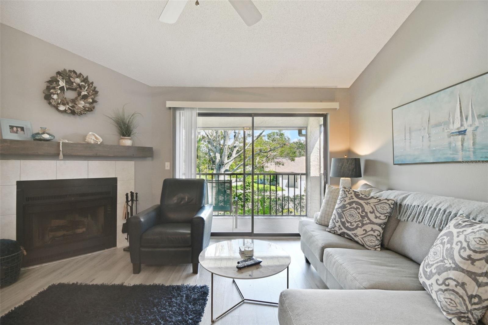 HUNTERS GLEN CONDO - Residential Lease