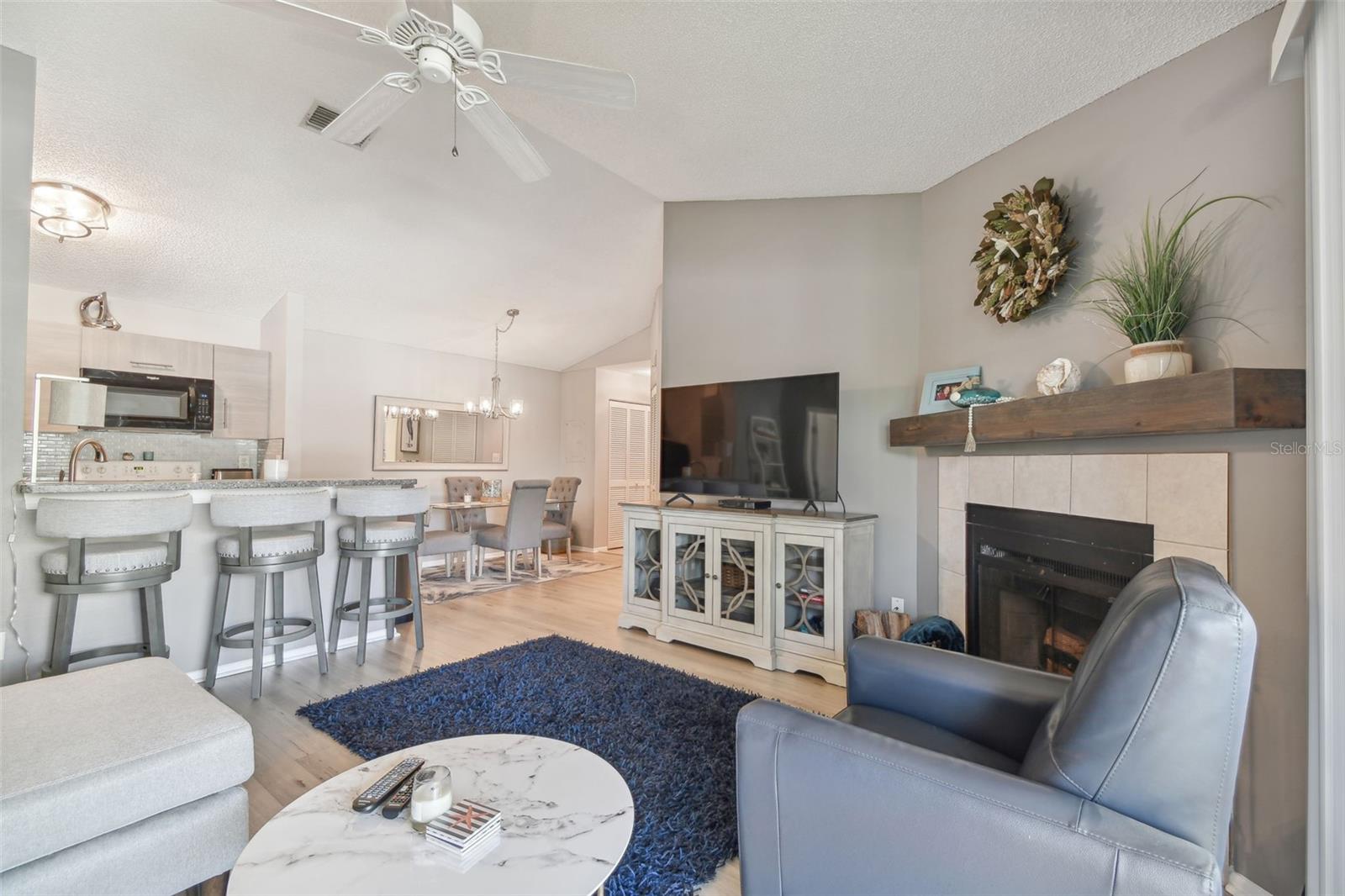 HUNTERS GLEN CONDO - Residential Lease