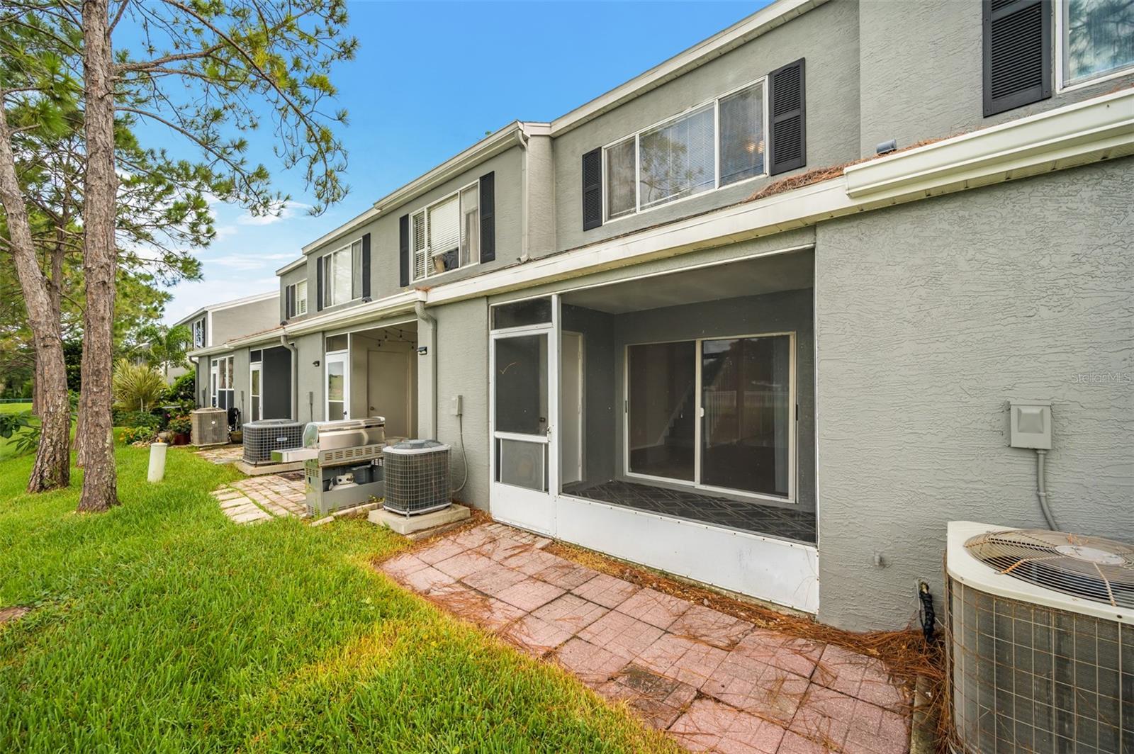 COUNTRYSIDE KEY - Residential Lease