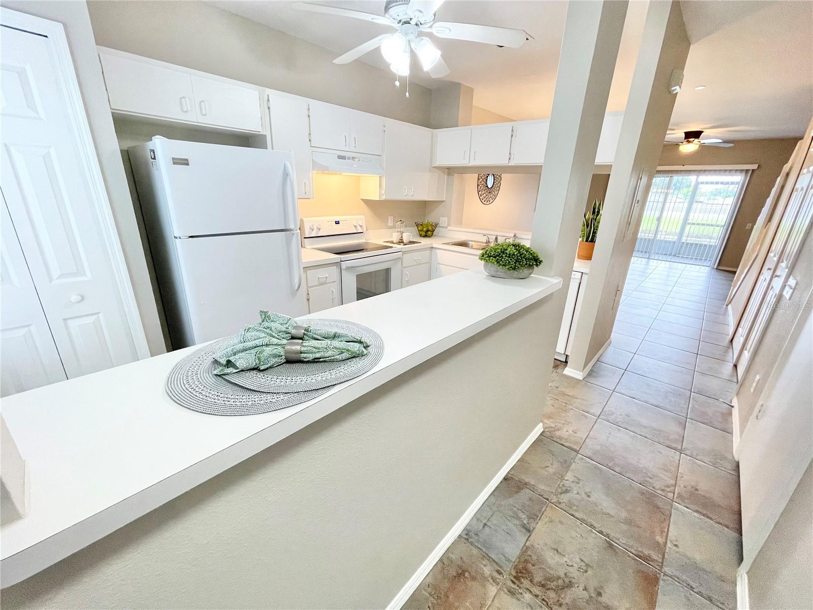 COUNTRYSIDE KEY - Residential Lease