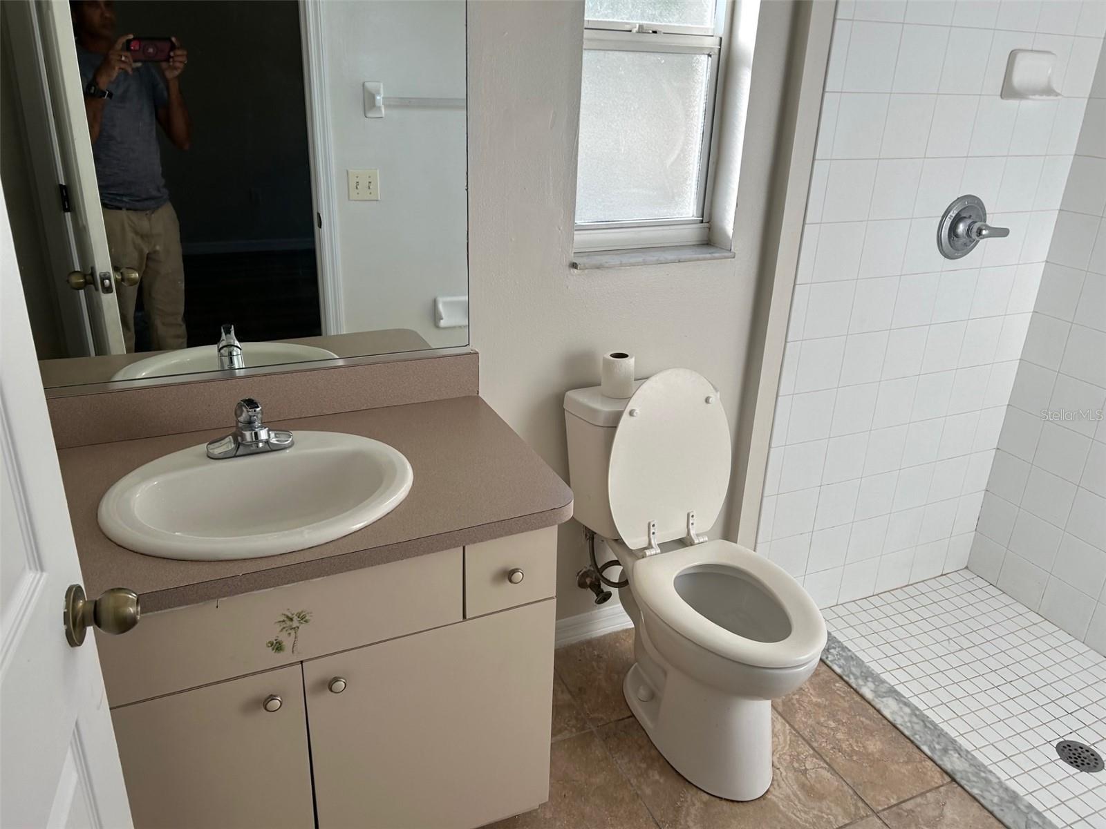 MARION OAKS UN 10 - Residential Lease