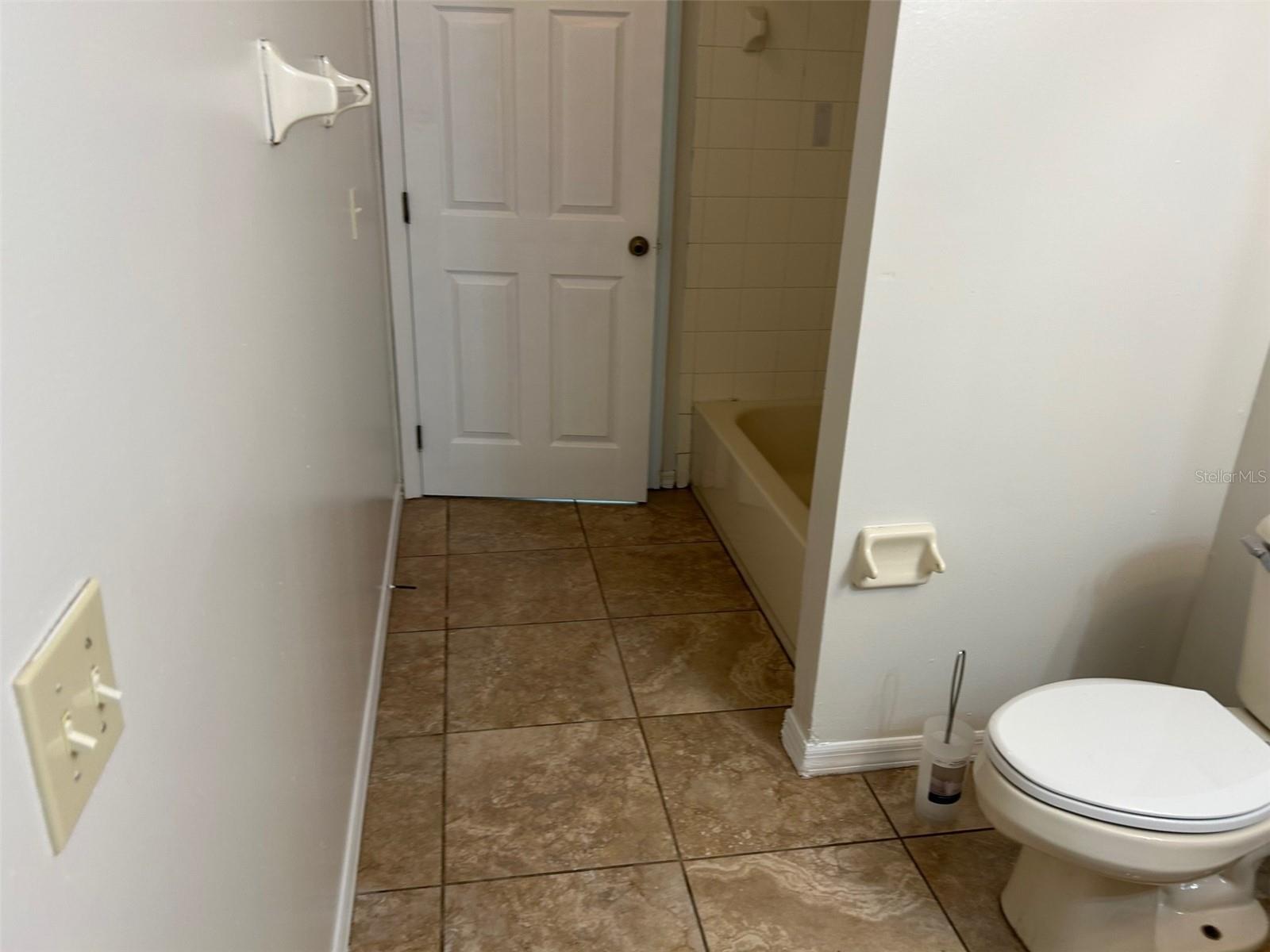 MARION OAKS UN 10 - Residential Lease