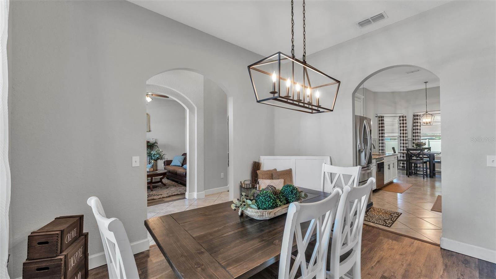 HOLLAND PARK PLACE PH 2 - Residential