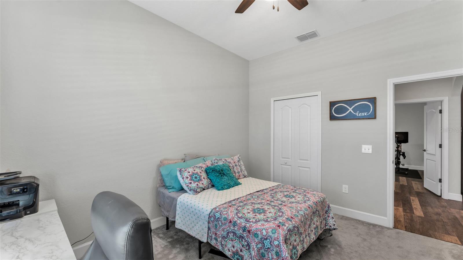 HOLLAND PARK PLACE PH 2 - Residential