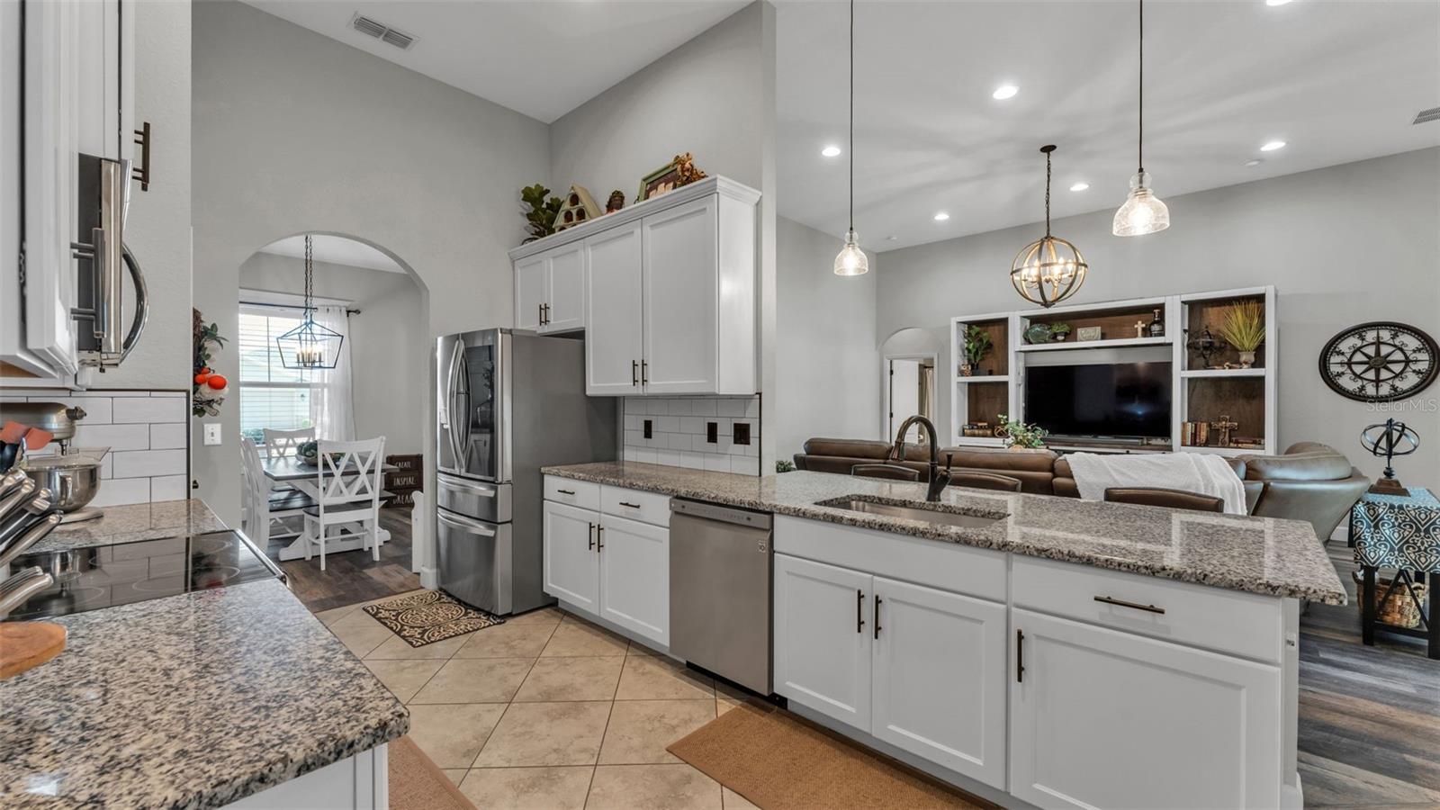 HOLLAND PARK PLACE PH 2 - Residential