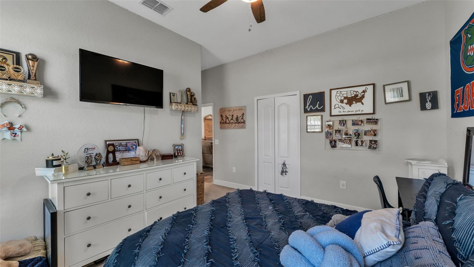 HOLLAND PARK PLACE PH 2 - Residential