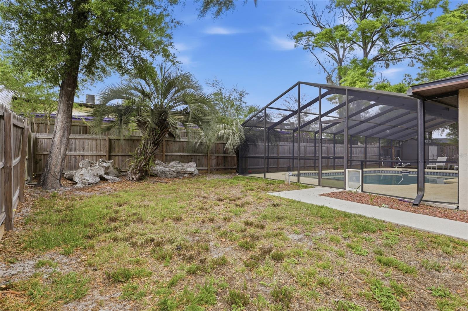 PINE GLADE - Residential