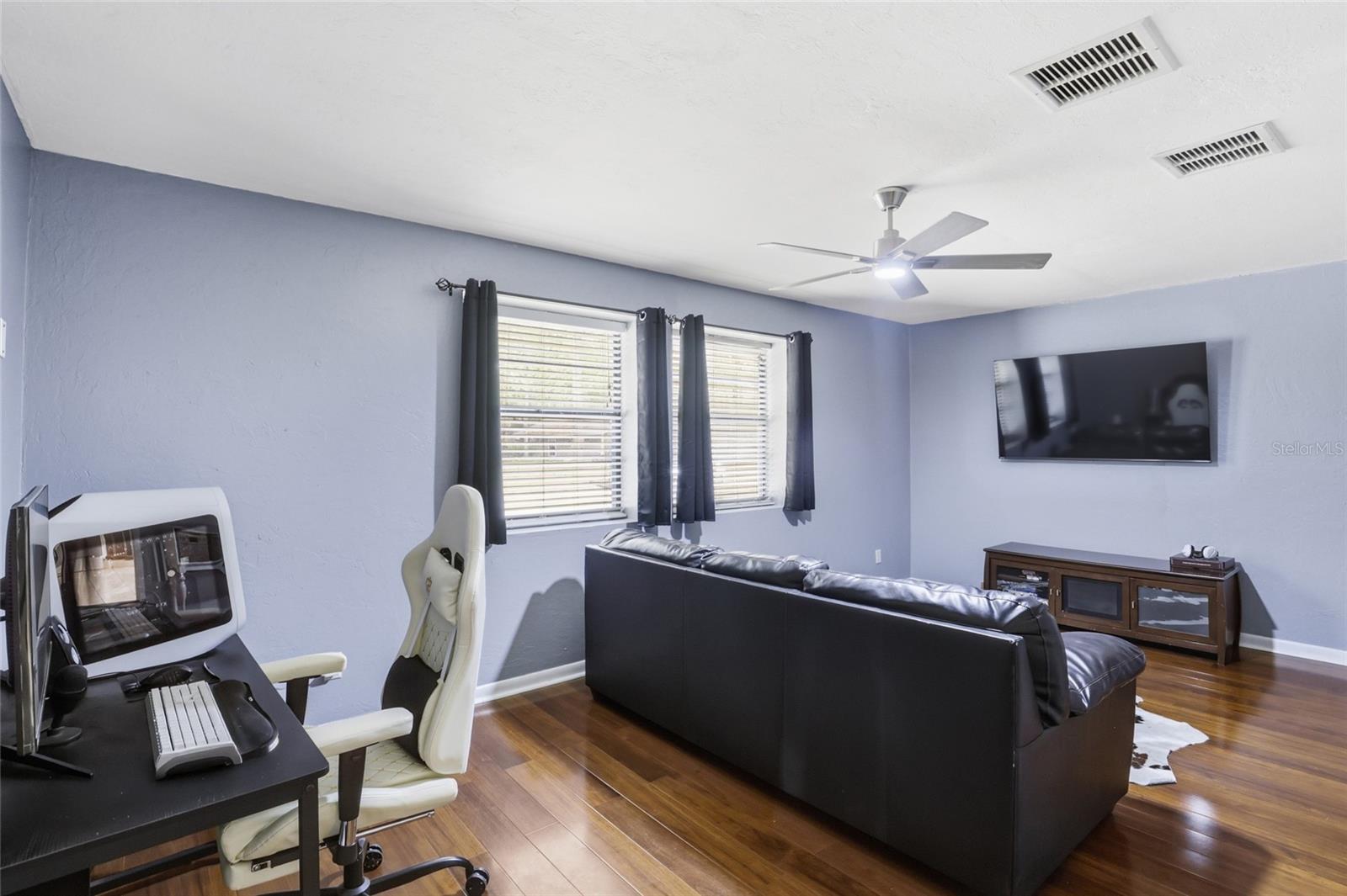 PINE GLADE - Residential