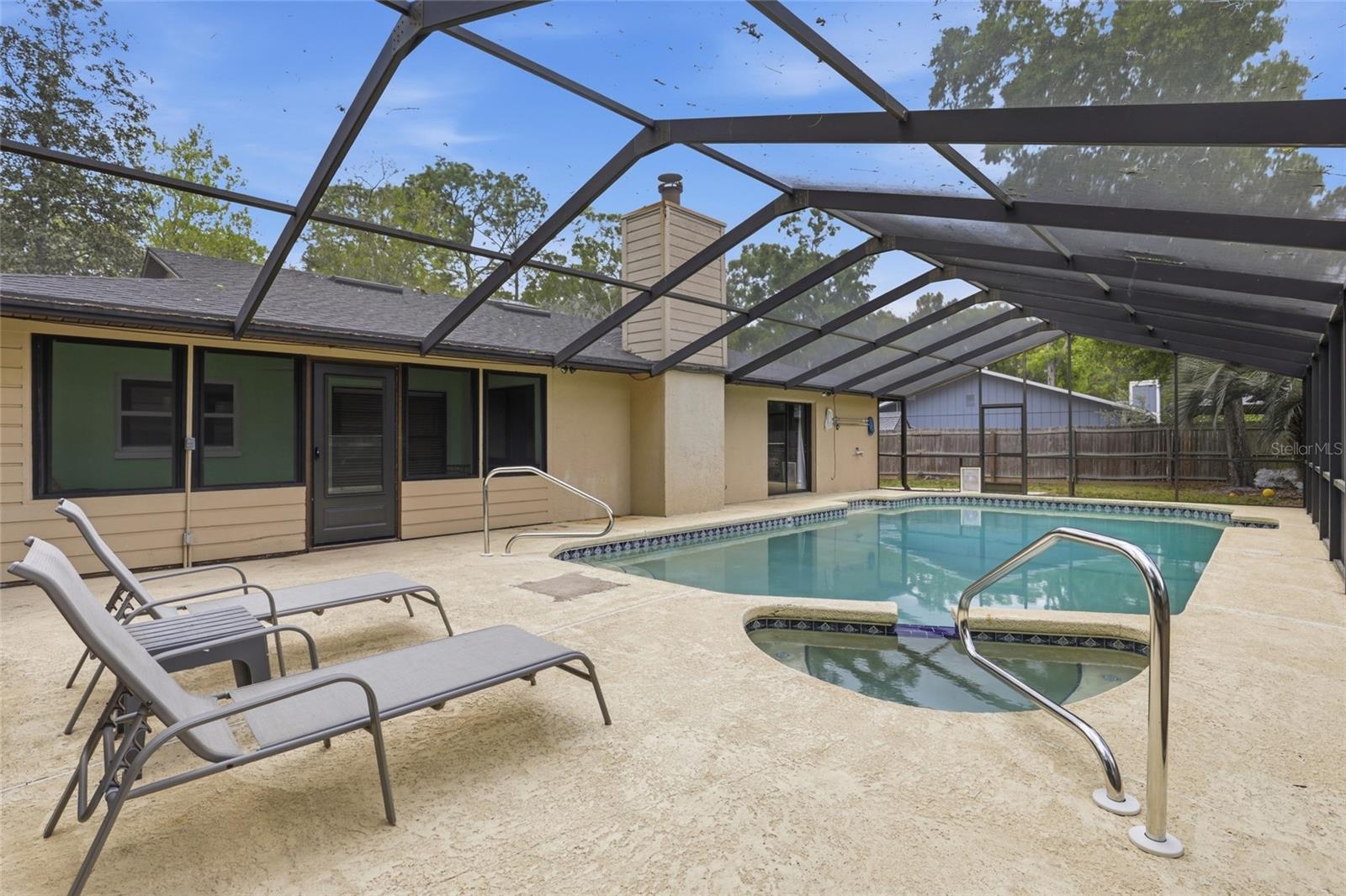 PINE GLADE - Residential