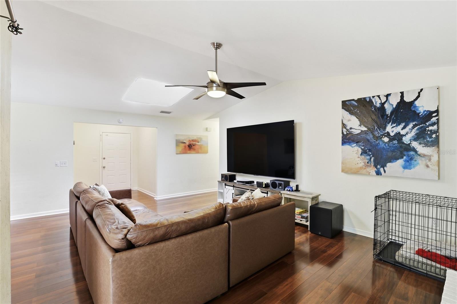 PINE GLADE - Residential