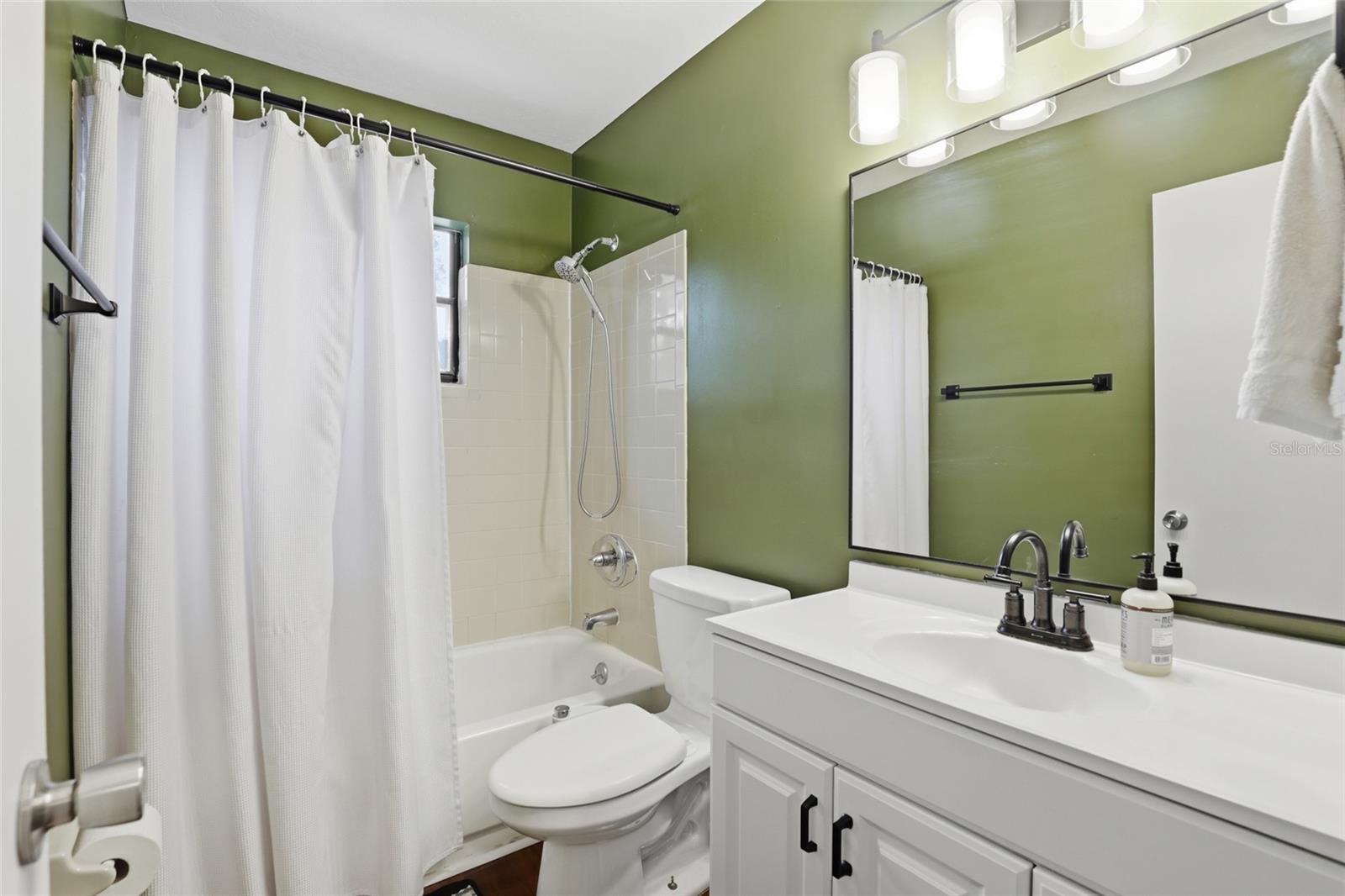 PINE GLADE - Residential