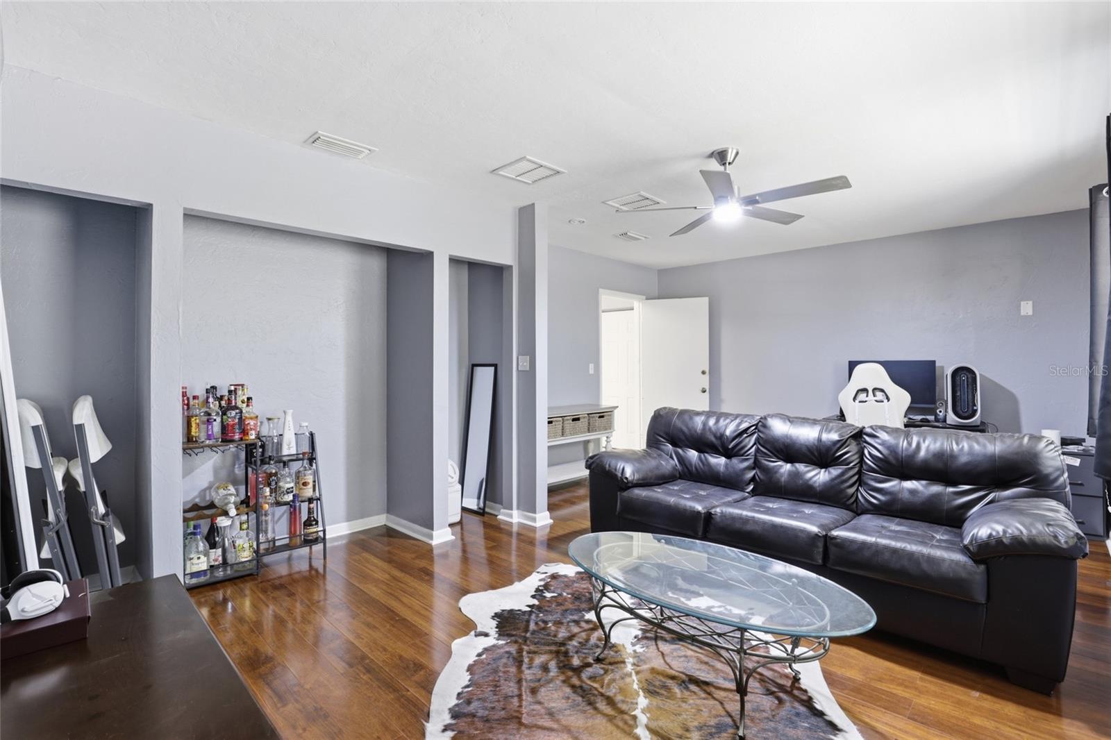 PINE GLADE - Residential