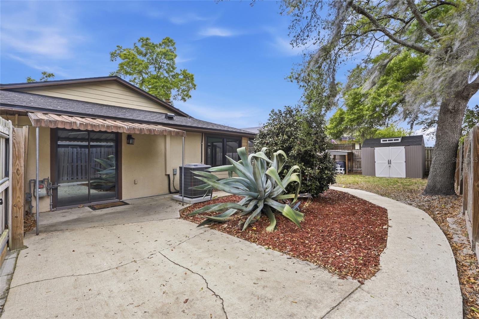 PINE GLADE - Residential