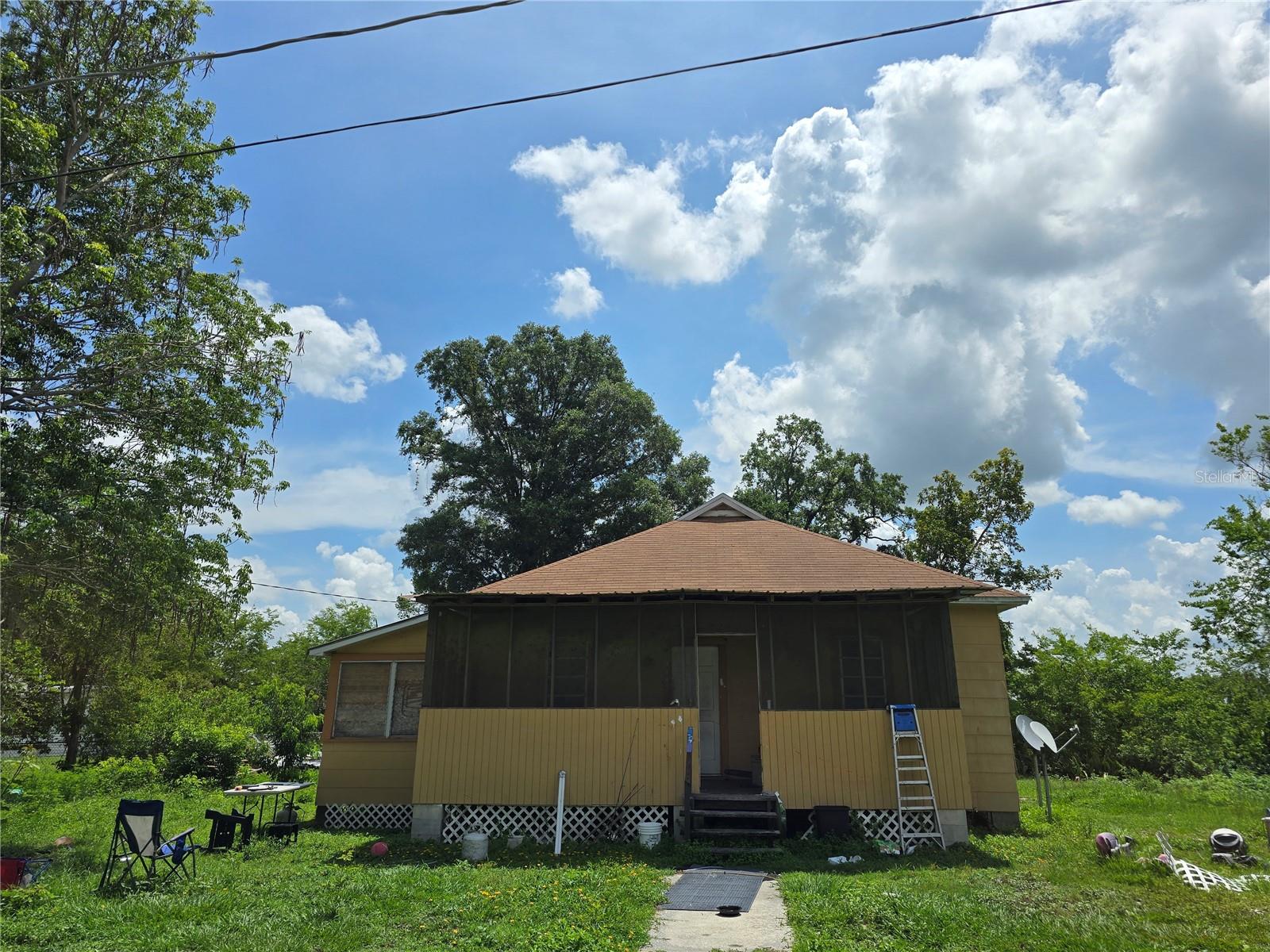 4885 CHERRY DRIVE