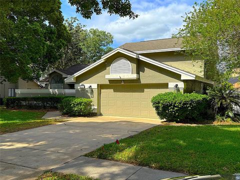 Photo of 2220 Fairglenn Way, Winter Park, FL 32792 (MLS # O6399993)