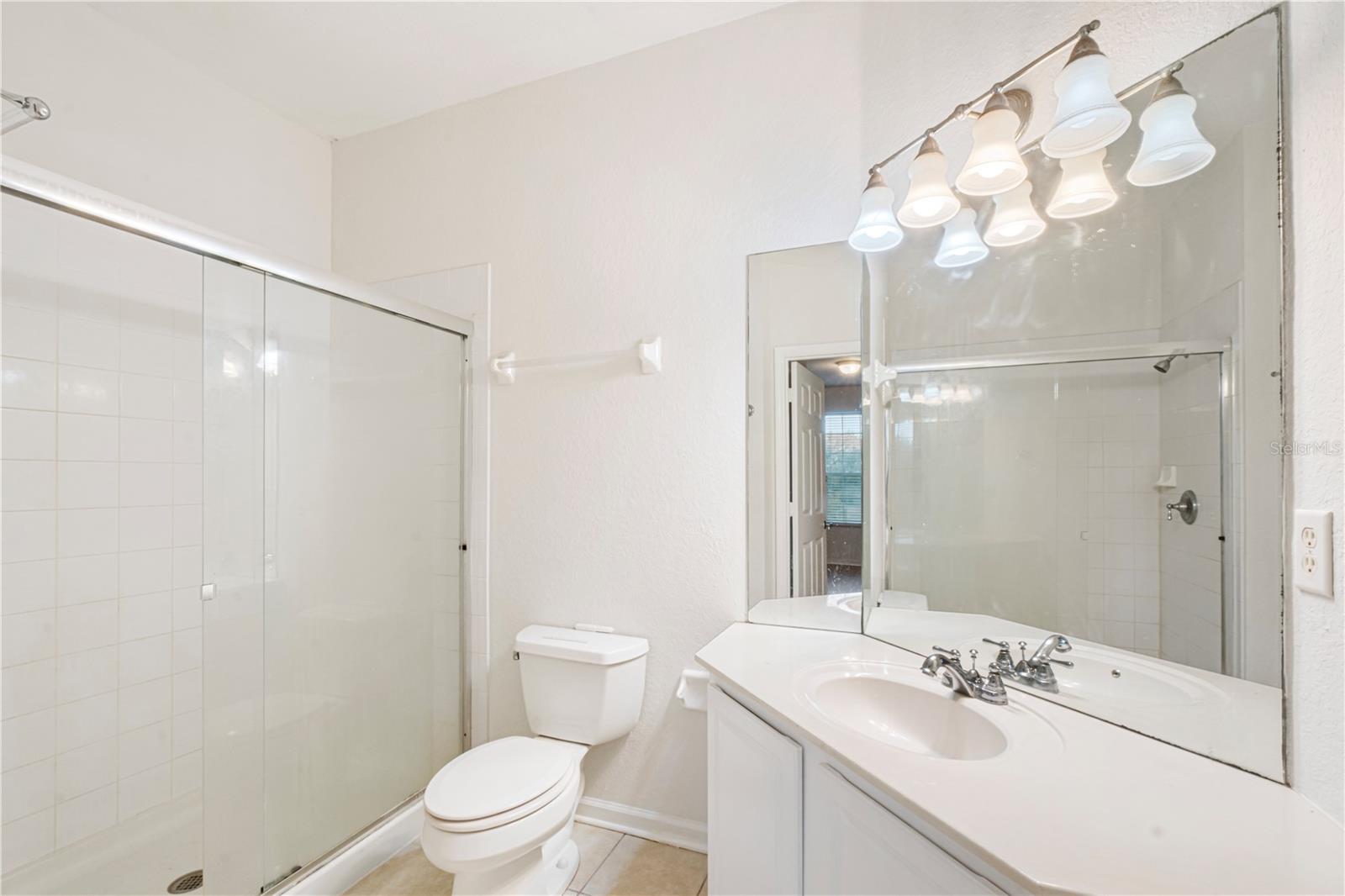 STONEBRIDGE RESERVE CONDO PH 3 - Residential Lease