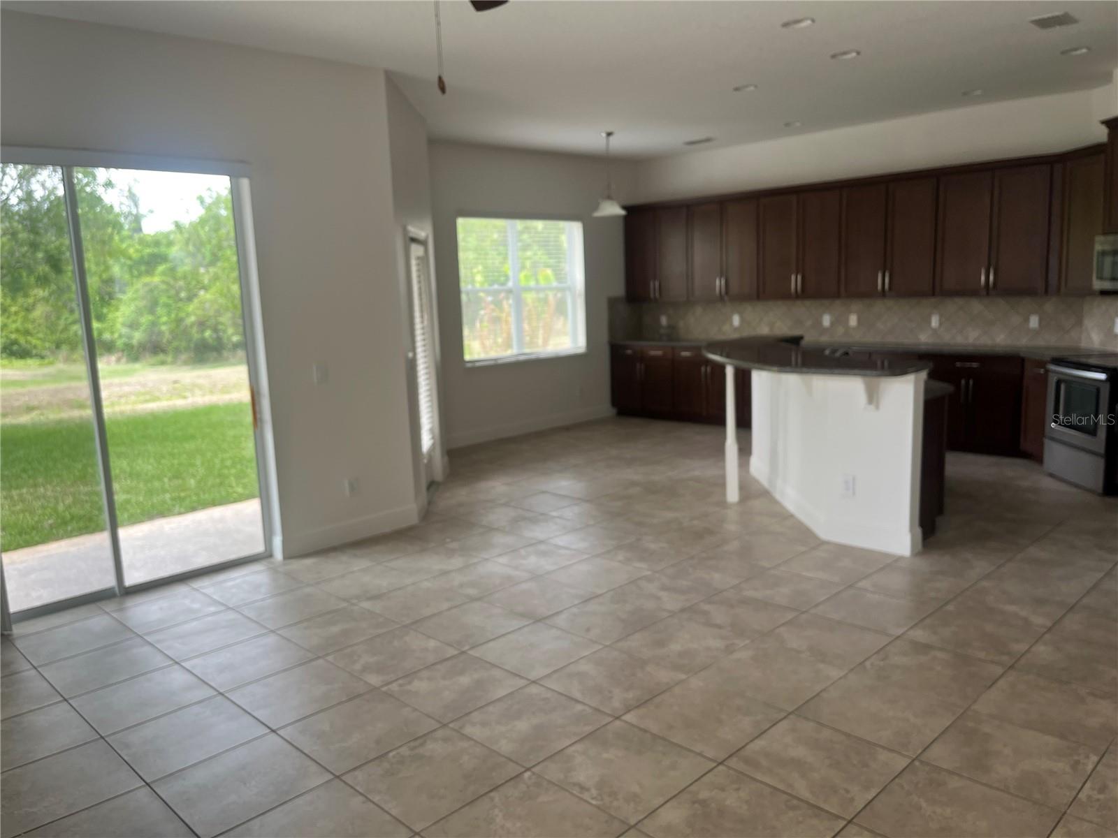 EAGLES LNDG PH 01 F - Residential