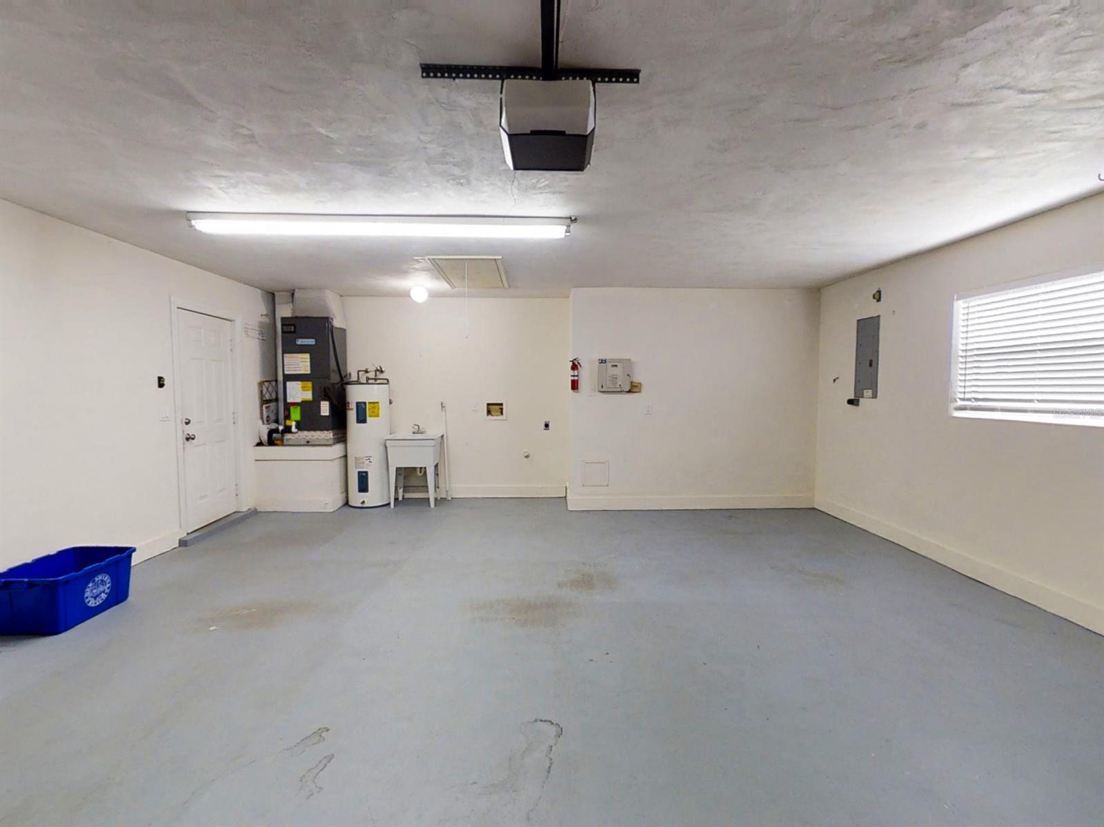 Venezia Unit 02 - Residential