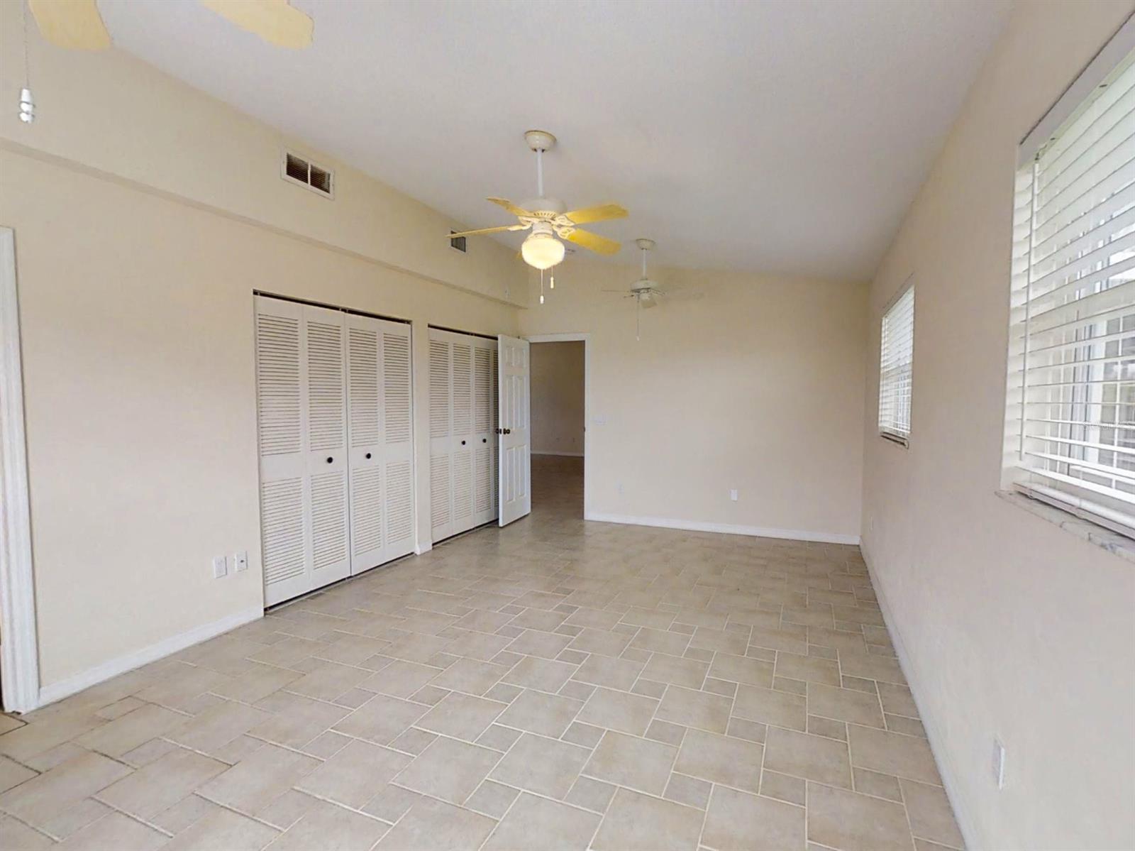 Venezia Unit 02 - Residential