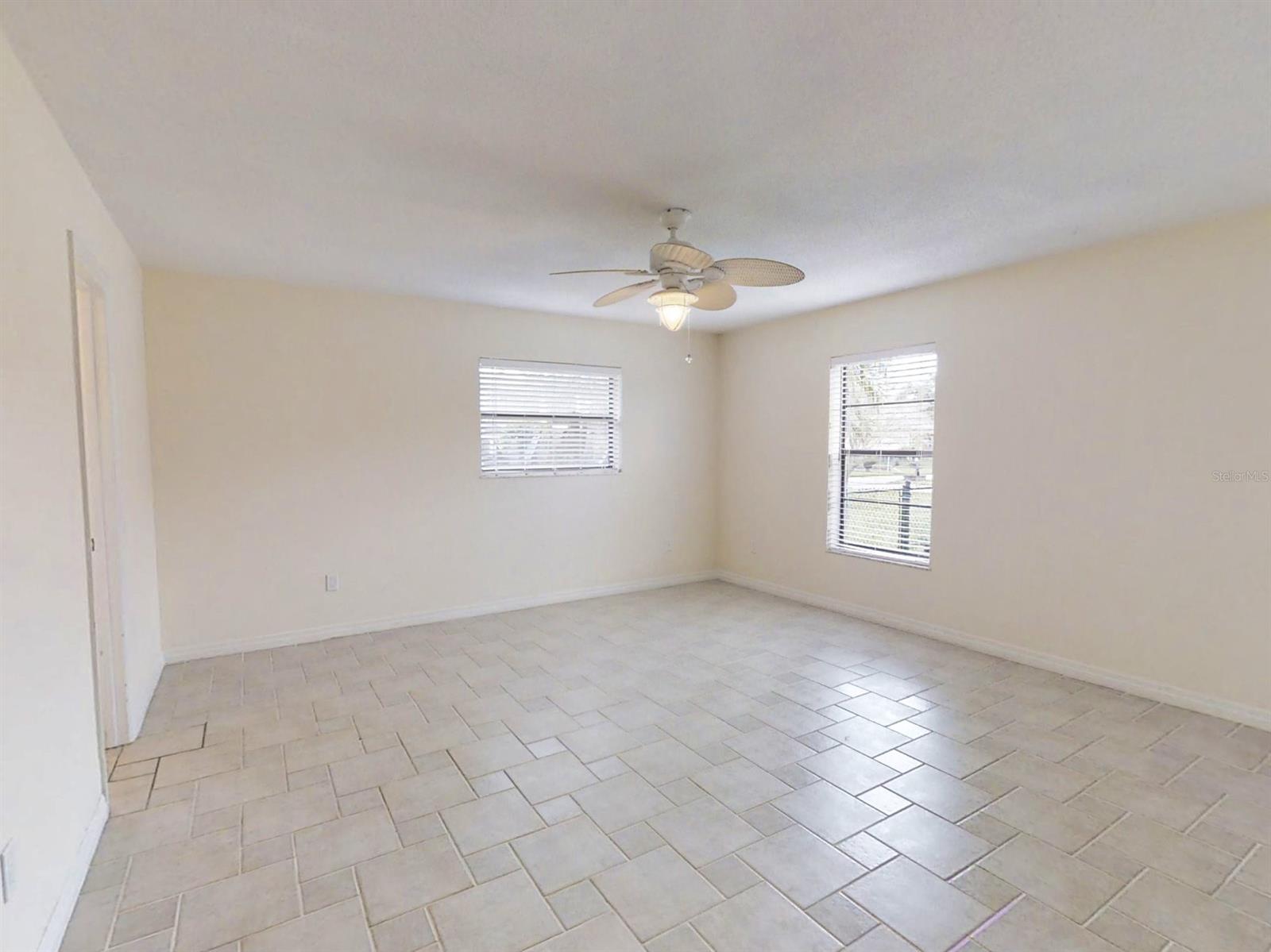 Venezia Unit 02 - Residential