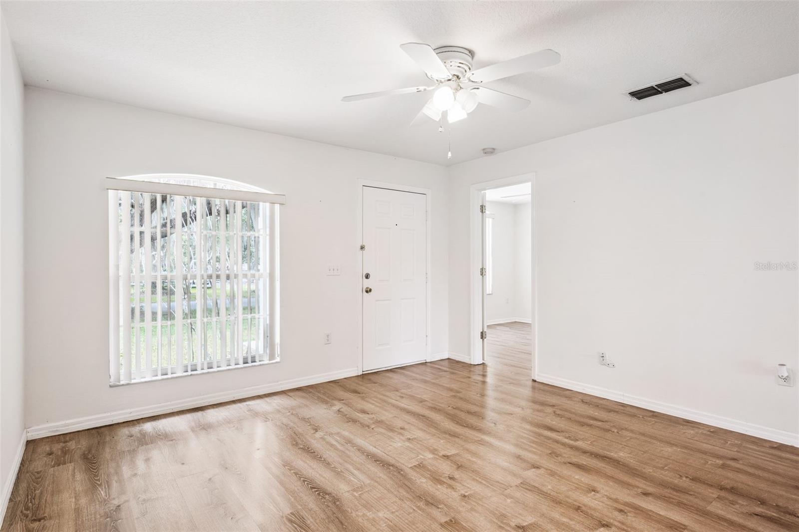 305 E 5TH STREET