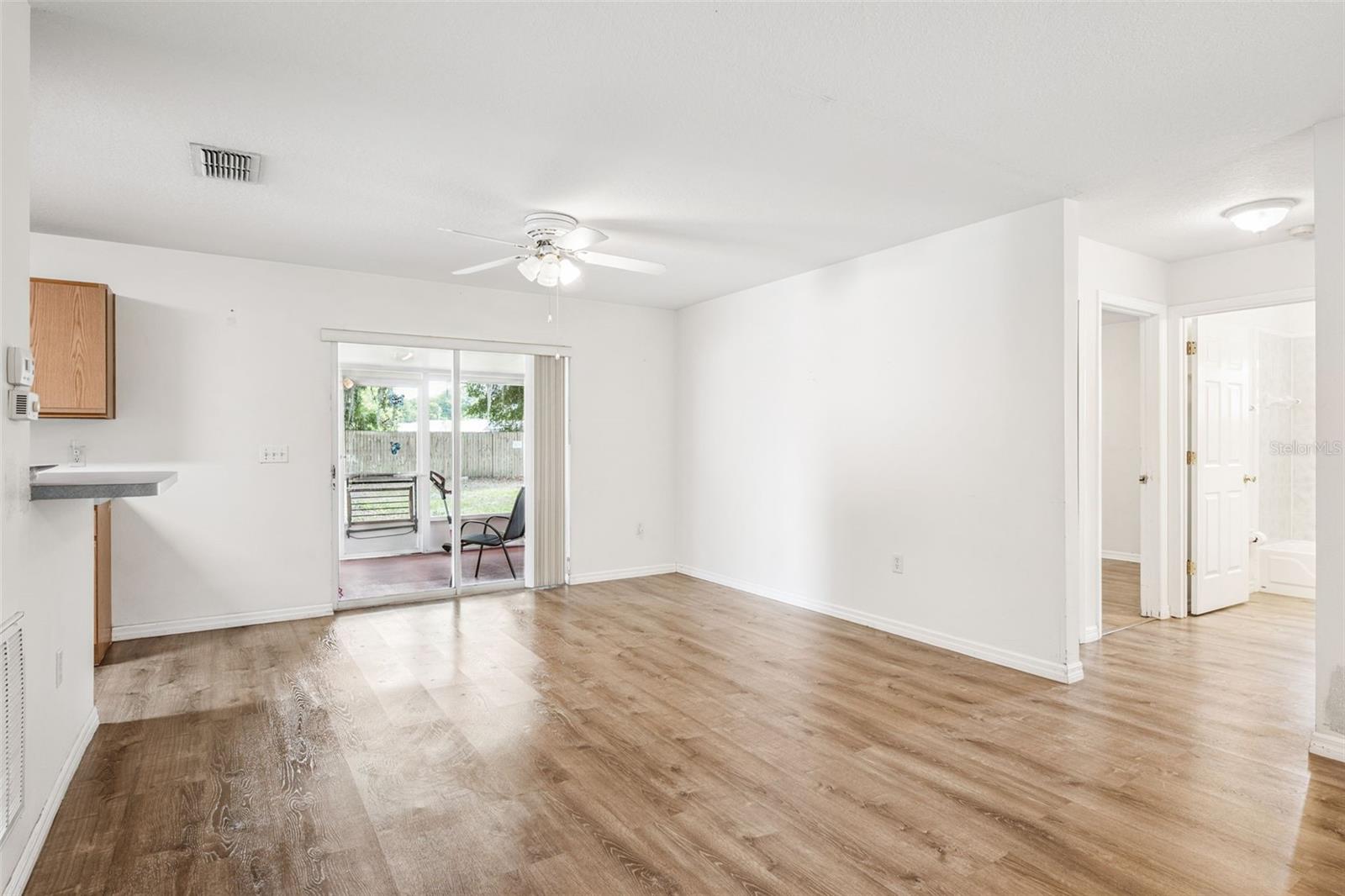 305 E 5TH STREET