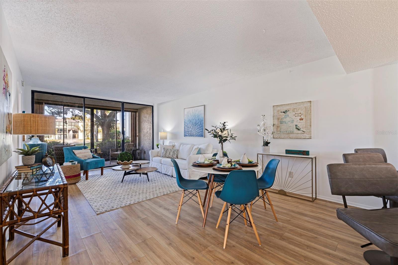 LAKEVIEW OF LARGO - Residential