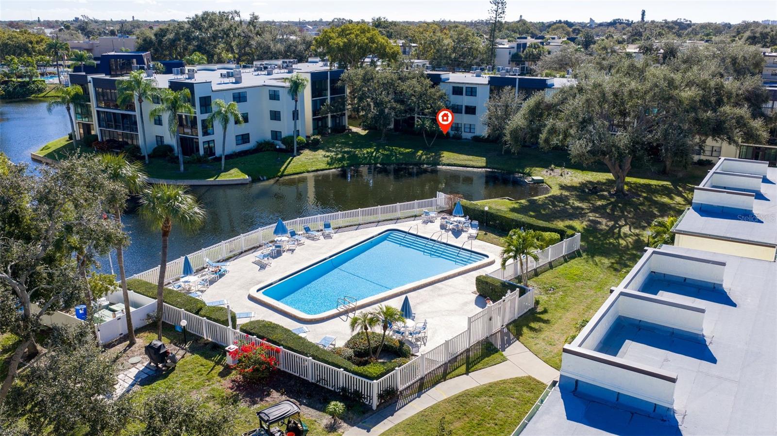 LAKEVIEW OF LARGO - Residential