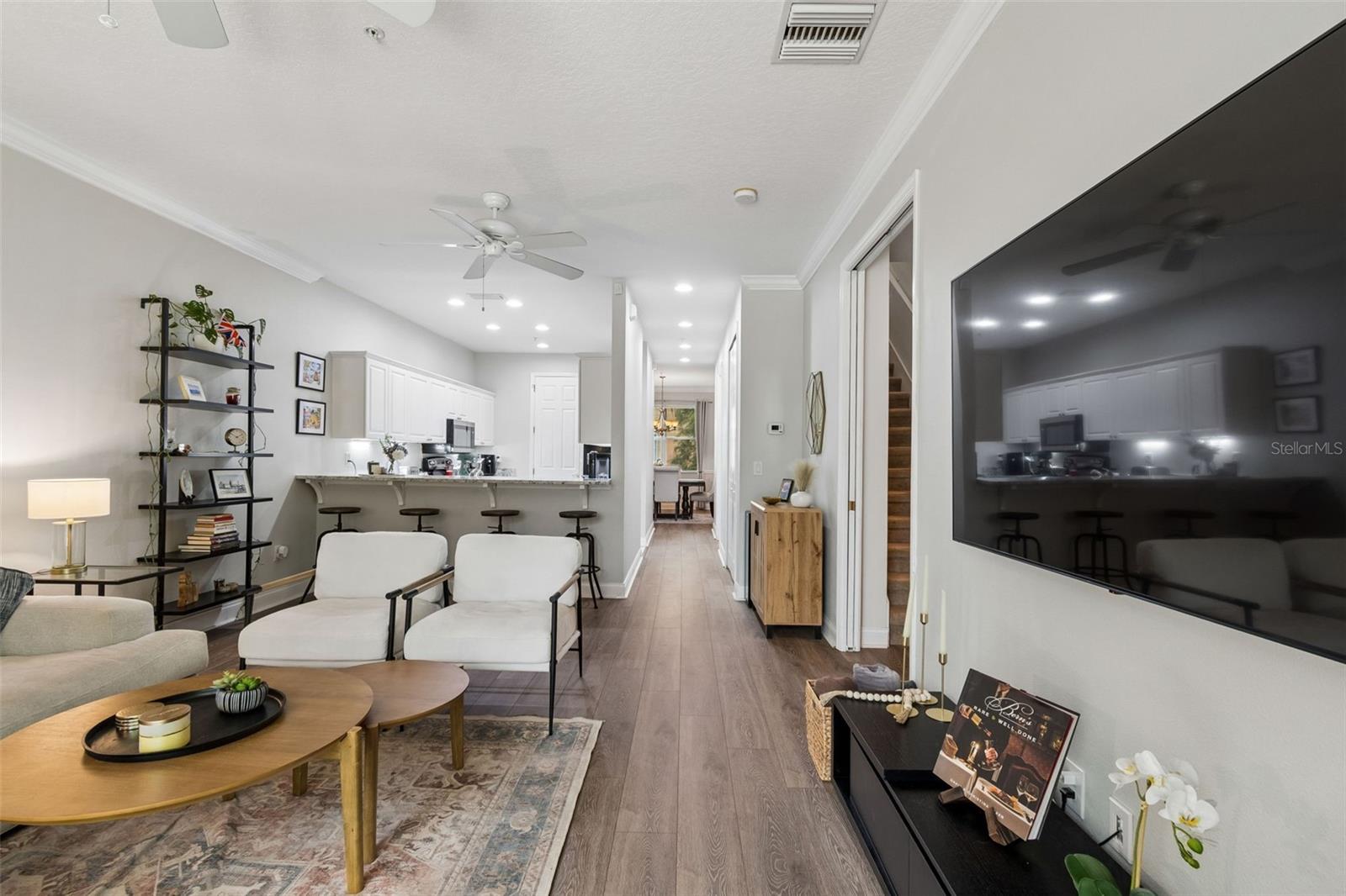 THOMAS TOWNHOMES - Residential