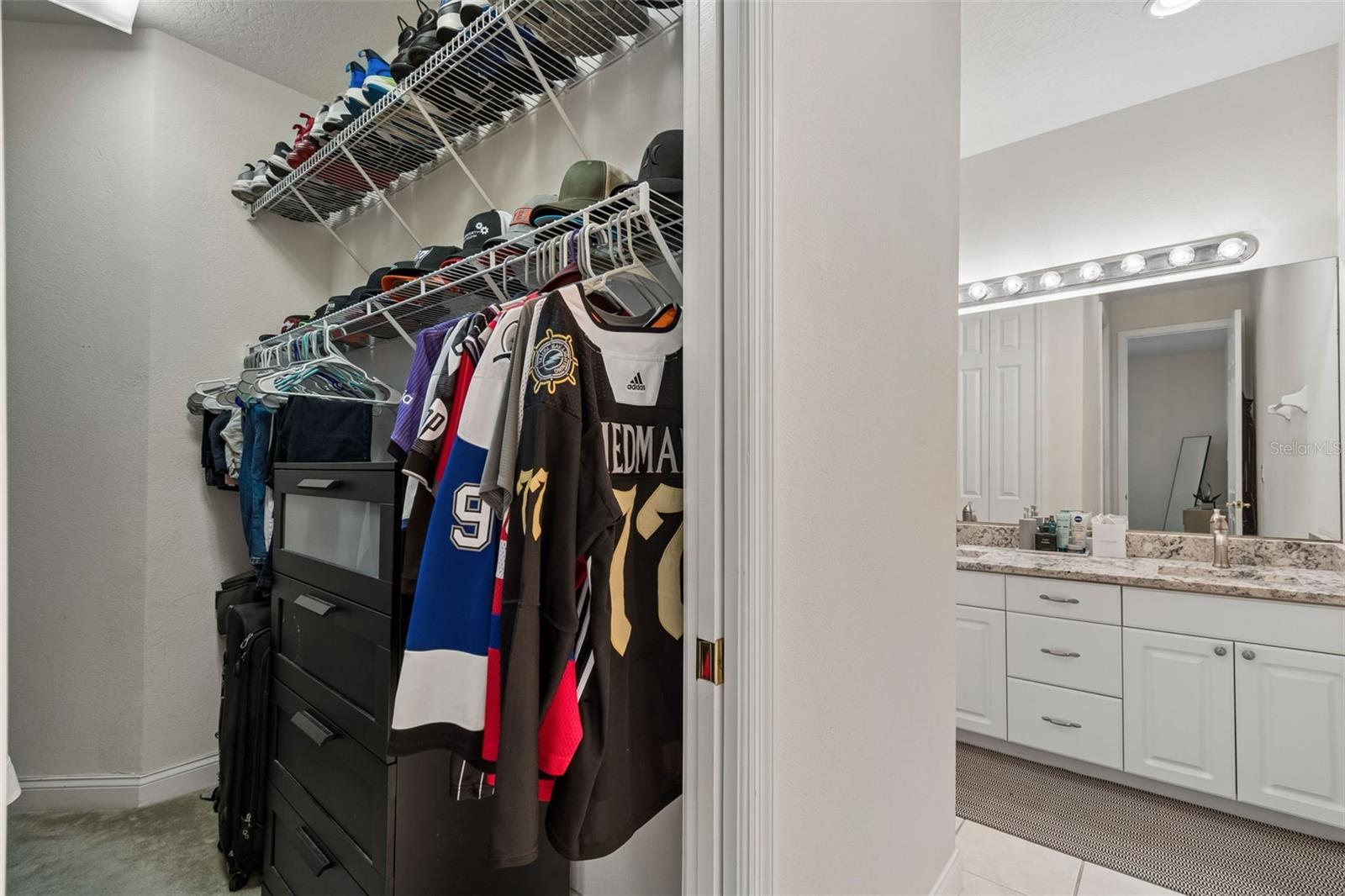 THOMAS TOWNHOMES - Residential