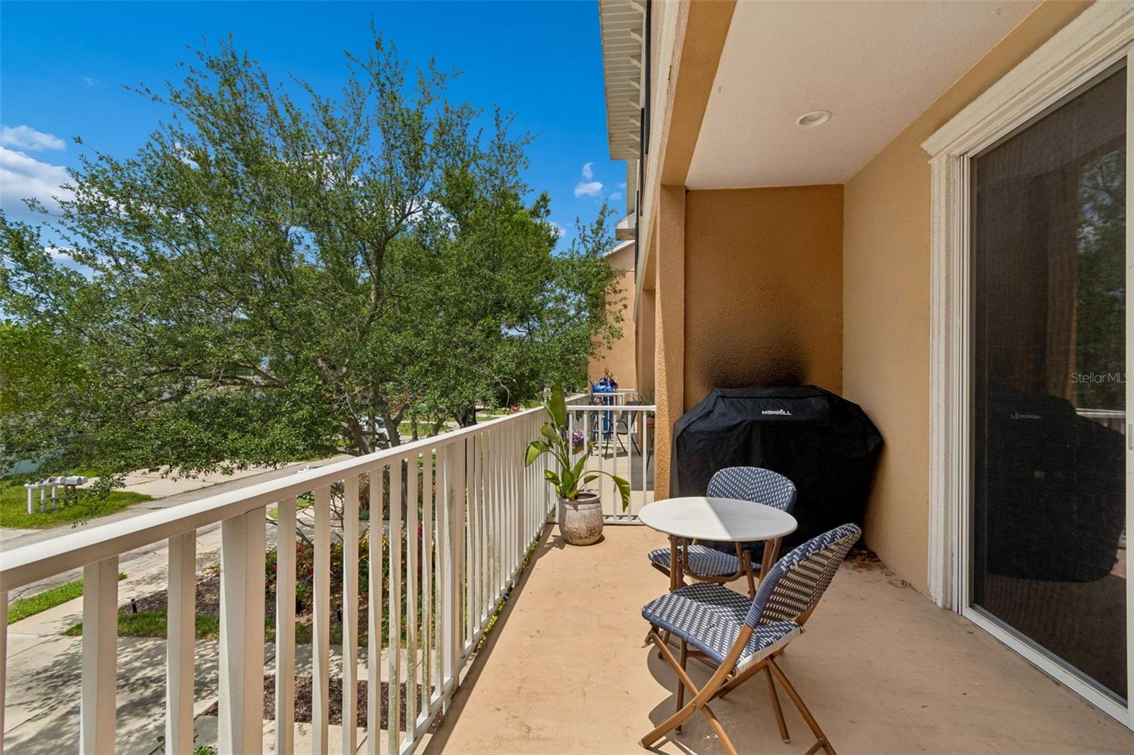 THOMAS TOWNHOMES - Residential