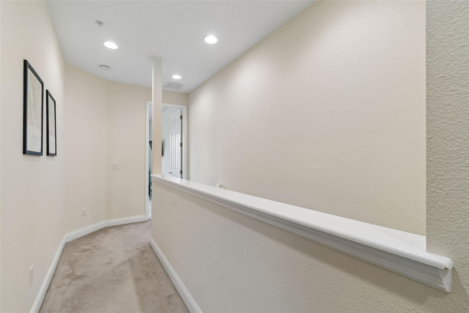 THOMAS TOWNHOMES - Residential