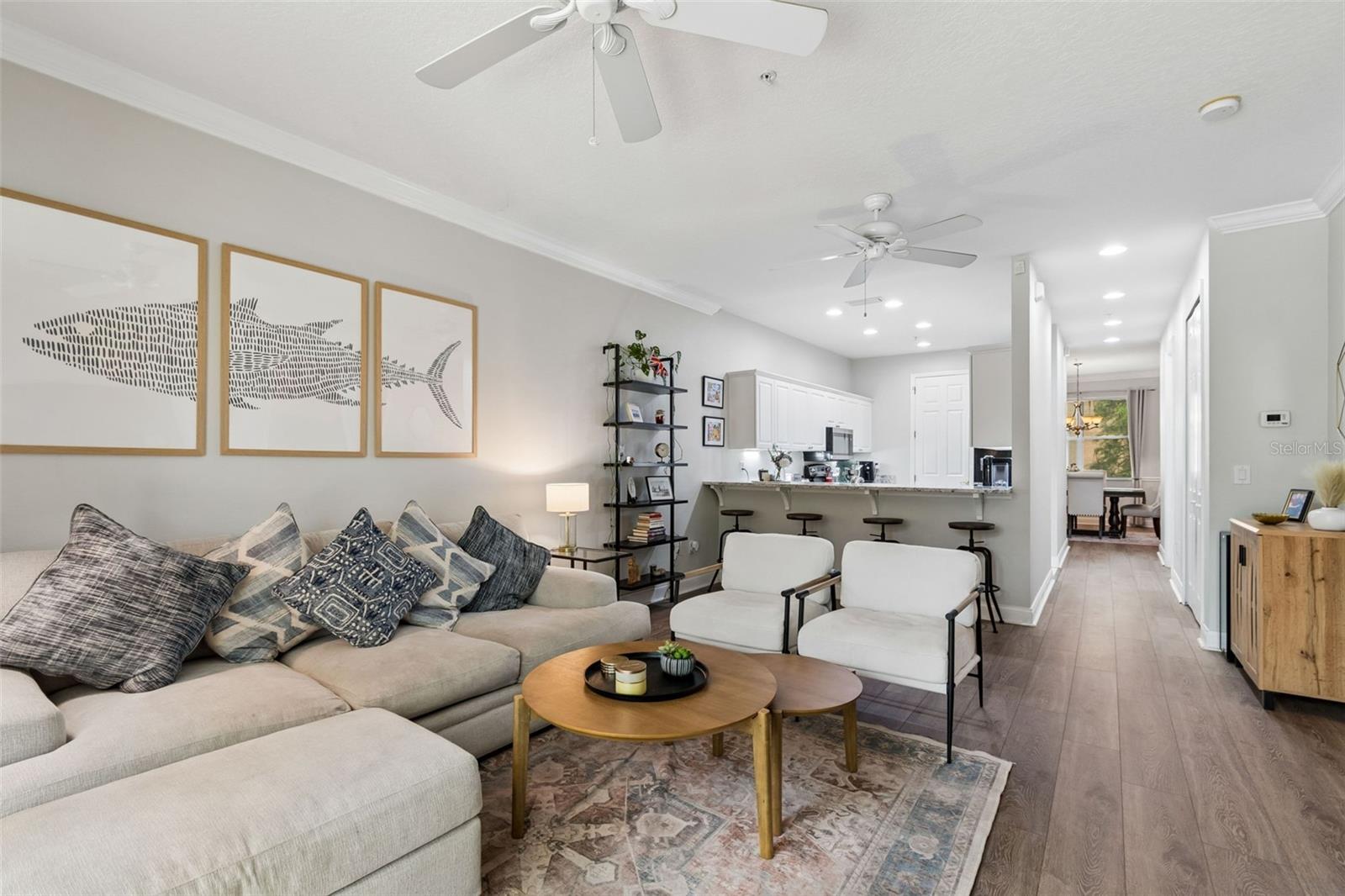 THOMAS TOWNHOMES - Residential