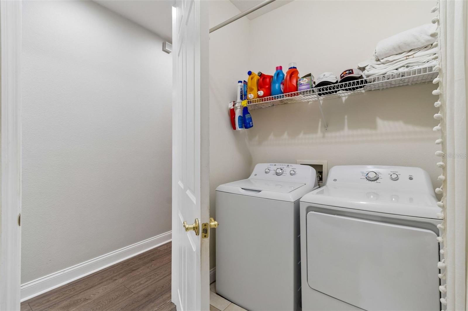 THOMAS TOWNHOMES - Residential