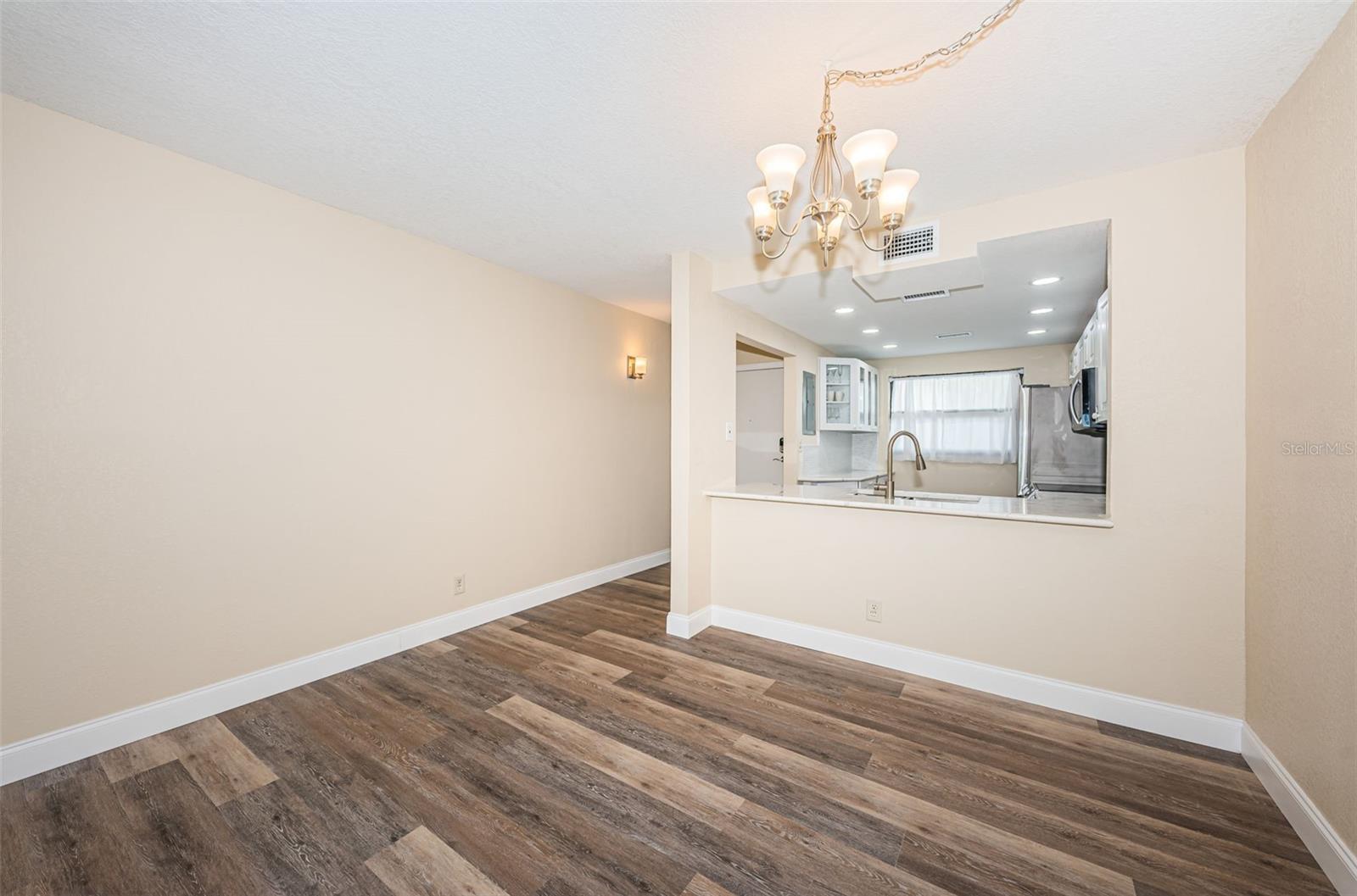 6145 SUN BOULEVARD 103