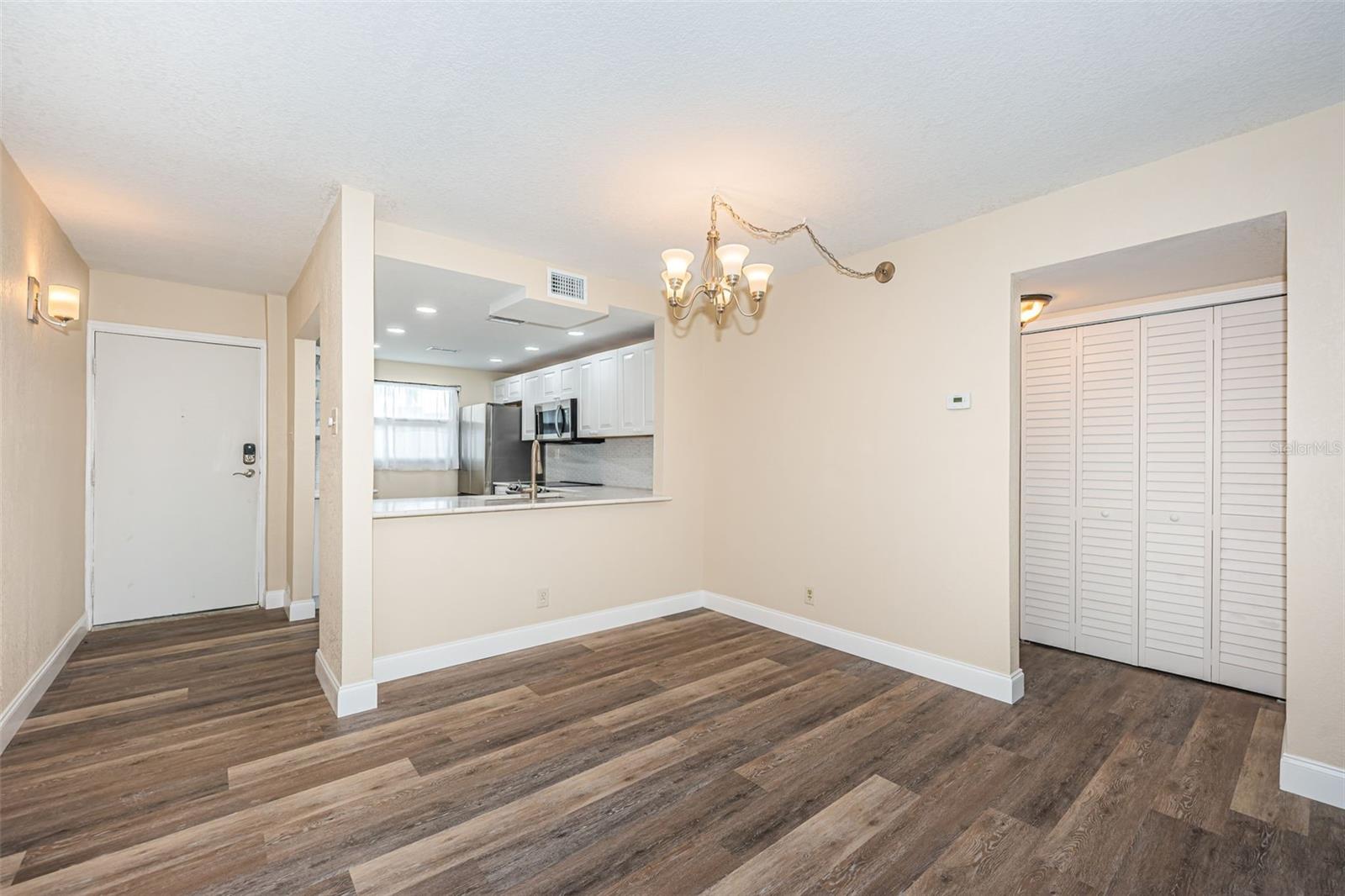 6145 SUN BOULEVARD 103