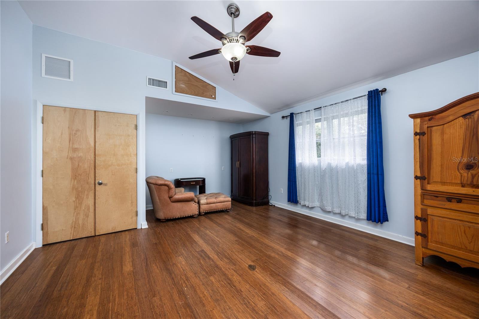 RIDGEWOOD SUB - Residential Lease