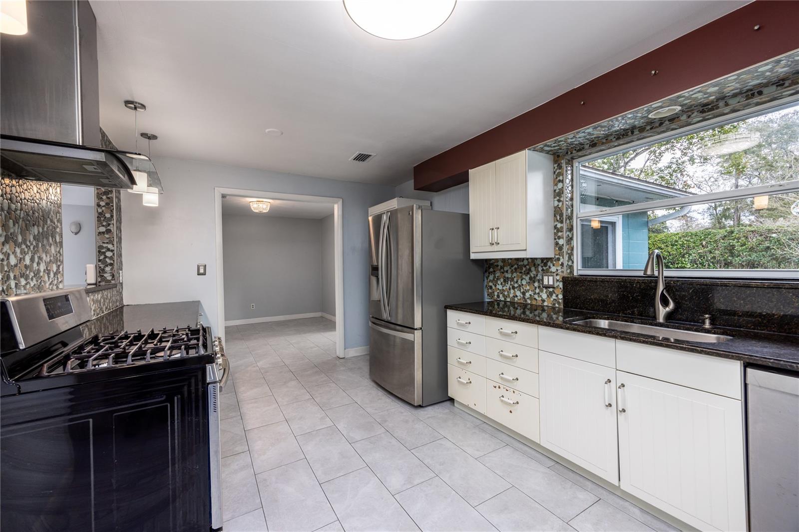 RIDGEWOOD SUB - Residential Lease