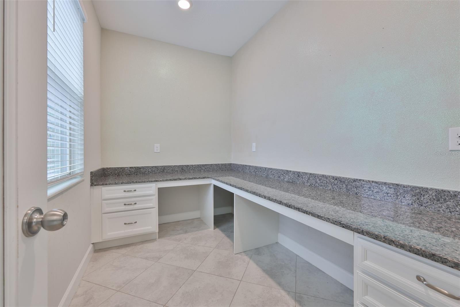 RIVERCREST LAKES - Residential