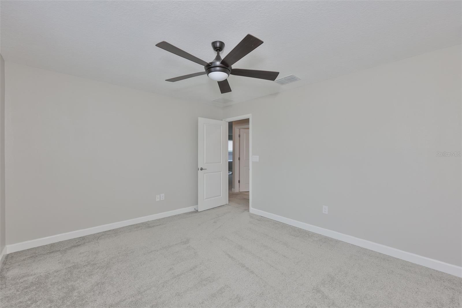 RIVERCREST LAKES - Residential